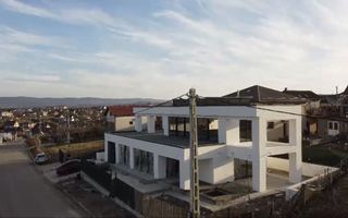 VILĂ superba – STIL MEDITERANEAN CU PRIVELIȘTE LA LAC - Poză 3