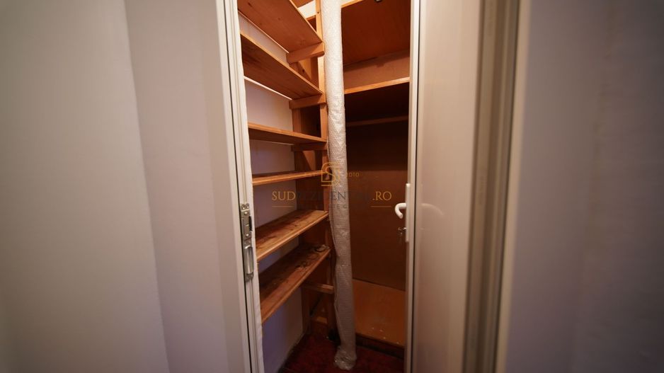 Eroii Revolutiei - Apartament cu 2 camere, decomandat, Comision 0% - Poză 18