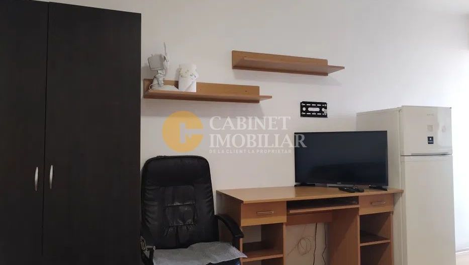 1 camera, Tudor Vladimirescu, etaj intermediar, liber! - Poză 3