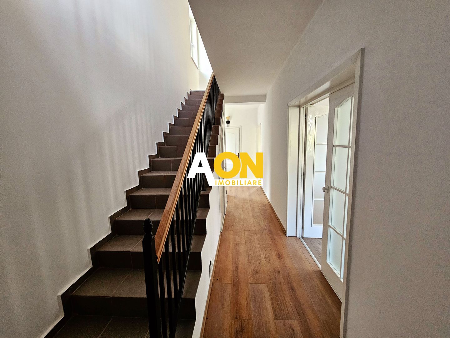 De vanzare casa 3 camere, 802mp teren, Cetate - Poză 3