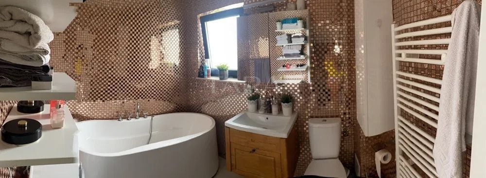 Apartament cu 2 camere de vânzare în zona Borhanci - Poză 6