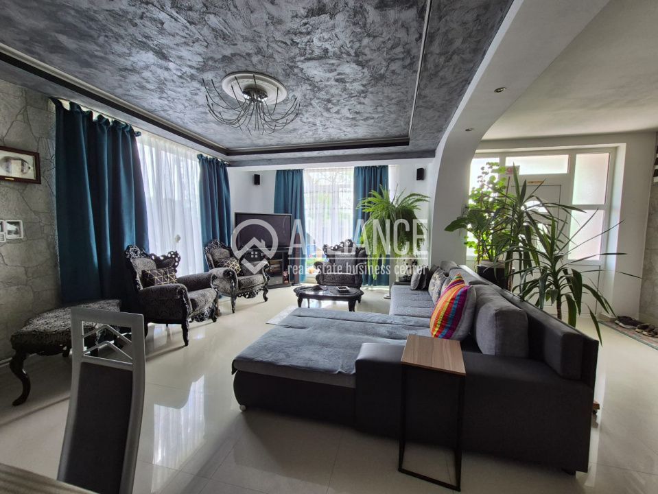 Eforie Nord (COD 02) - Pensiune 10 camere la doar 800 m de mare - Poză 1