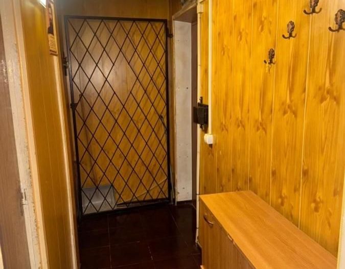 Apartament spatios cu trei camere, Brancoveanu, 80.000€ negociabil - Poză 7