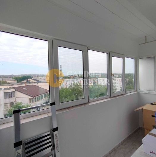 CUG la bulevard 1 camera Decomandat - 40mp - etaj intermediar - Poză 6