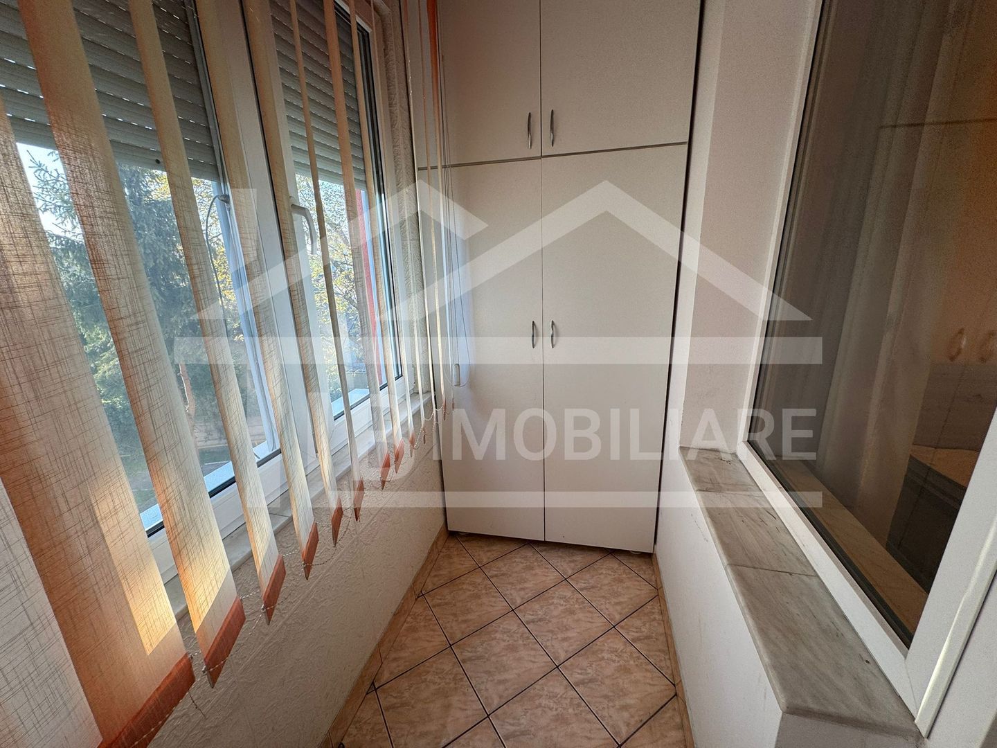 Apartament cu 3 camere, 73mp, Zona Shopping City - Poză 10