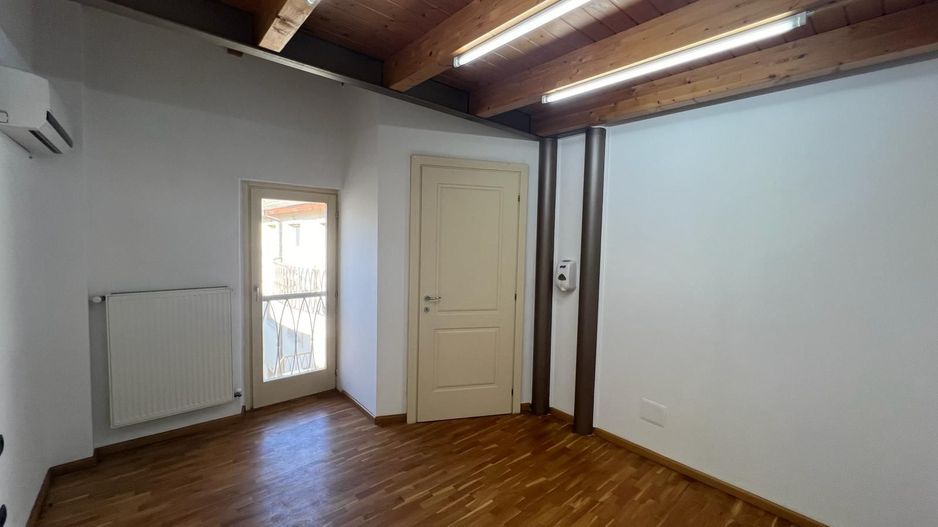 Spațiu de birouri de 80mp de închiriat în zona Ultracentral - Poză 21