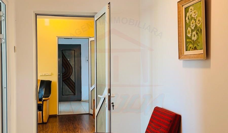 De vanzare Apartament 3 camere Tiglina 3, Galati, 75mp, et.4/4 - Poză 12