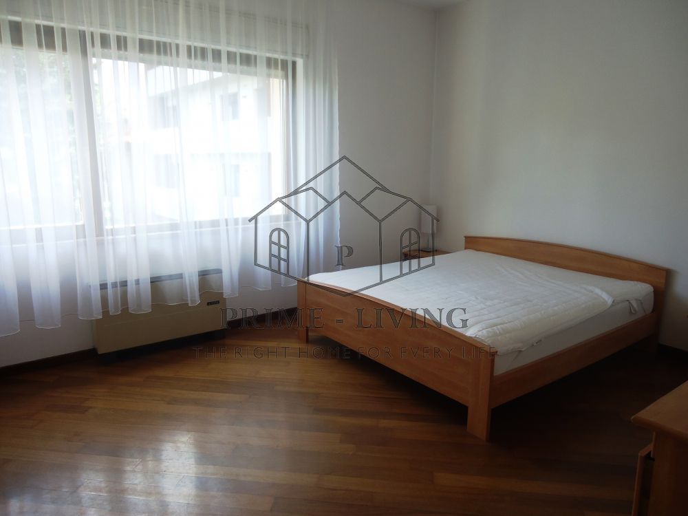 APARTAMENT SPATIOS DE 3 CAMERE LA INCHIRIERII IN ZONA PRIMAVERII - Poză 4