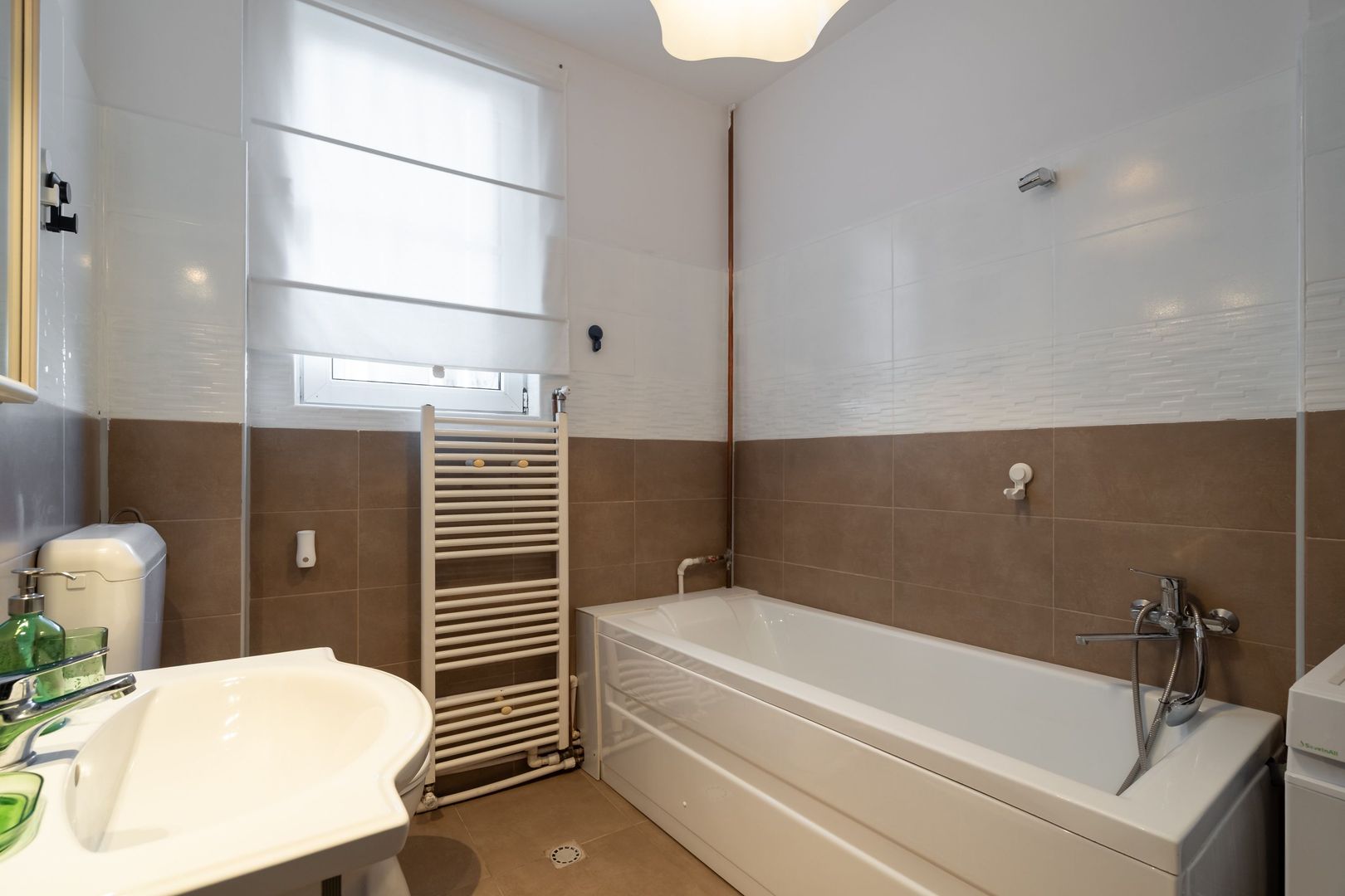 Apartament Spațios de 120 mp în Cartierul Evreiesc – Ultracentral - Poză 12