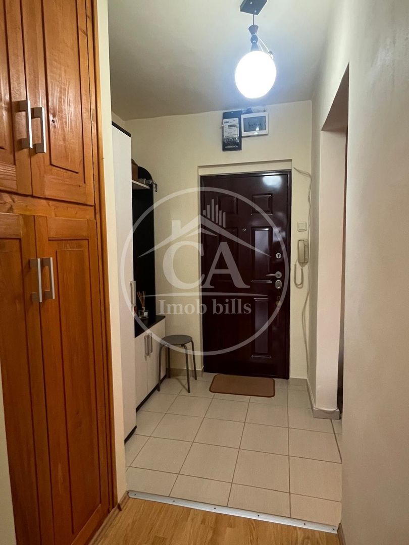 Apartament cu o cameră de vânzare in zona Rogerius, Oradea - Poză 9