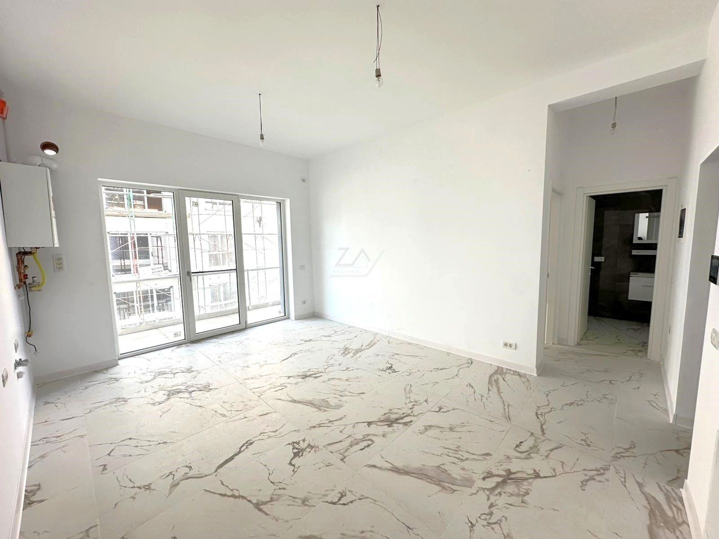 Bloc la asfalt. Loc de parcare. - Poză 1