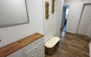 Apartament cu 2 camere, 55mp, parcare, Zona Vivat Residence - Poză 5