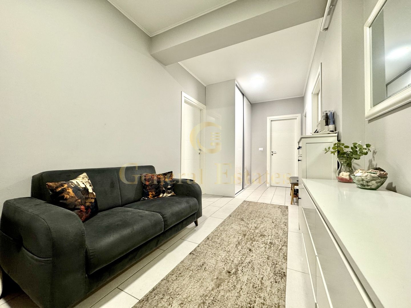 Vânzare apartament cu 2 camere - 68 m.p. Mutare imediată în Tătărași - Poză 14