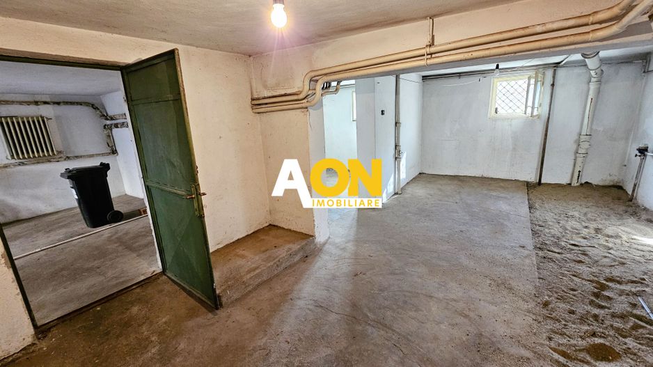 Casa tip duplex, 4 camere, garaj. Cetate, zona HCC - Poză 13