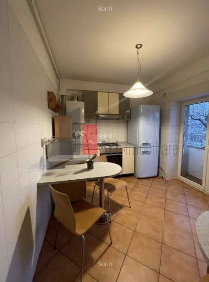 APARTAMENT DE 3 CAMERE - Poză 4