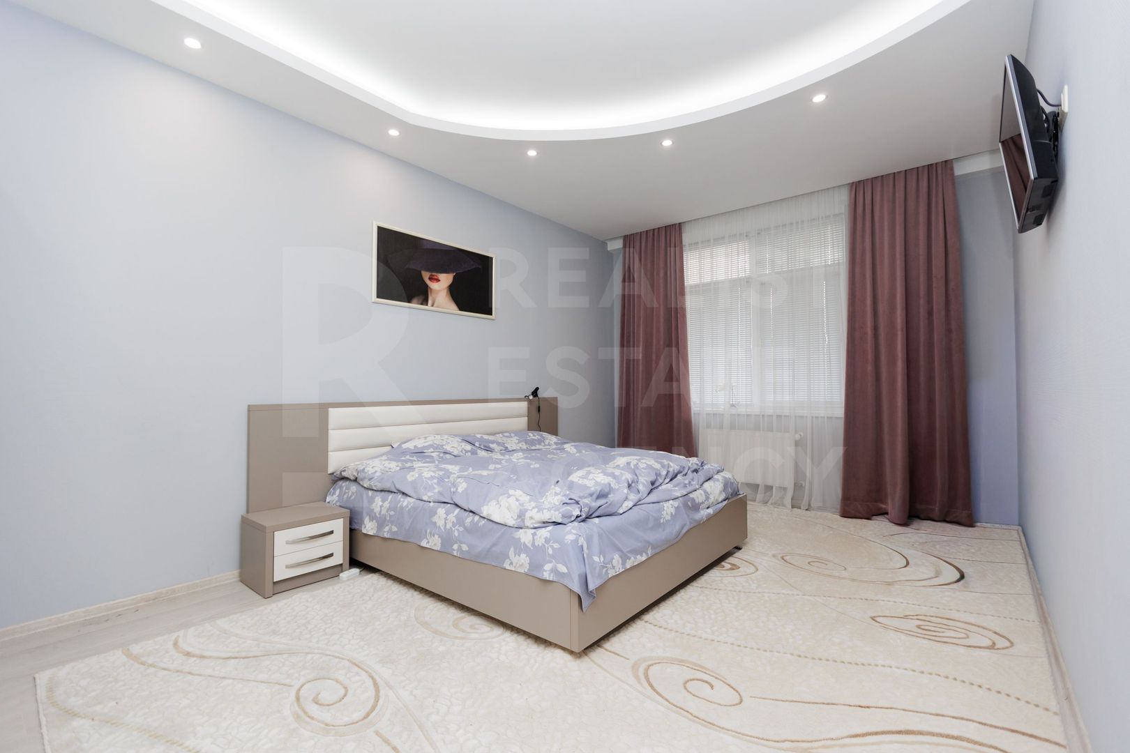 Chirie, apartament, 2 camere, str-la 31 August 1989, Centru - Poză 1