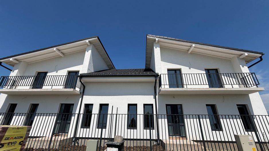 Viața la casă, liniște și munți la orizont – Duplexuri noi în Mohu - Poză 6