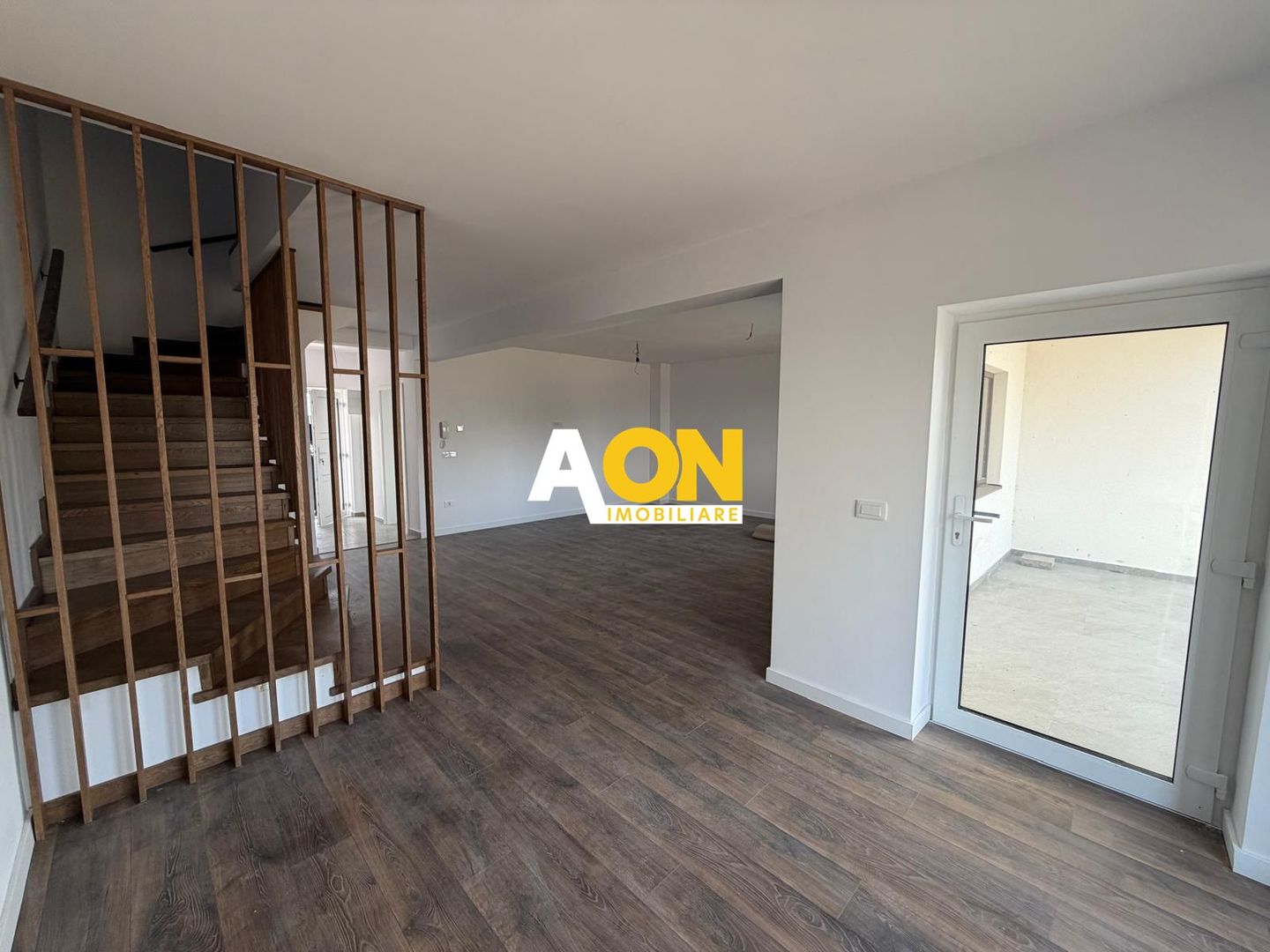 1/2 Duplex 4 Camere, 3 Bai, 2 Balcoane, 431mp Teren - Poză 9