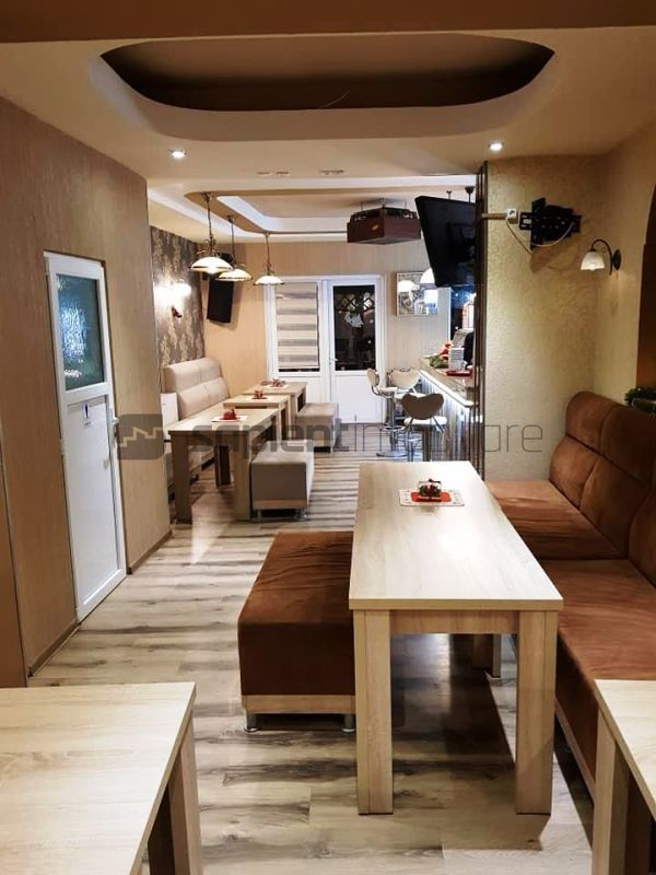 Spatiu comercial central ideal pentru cafenea - Poză 4
