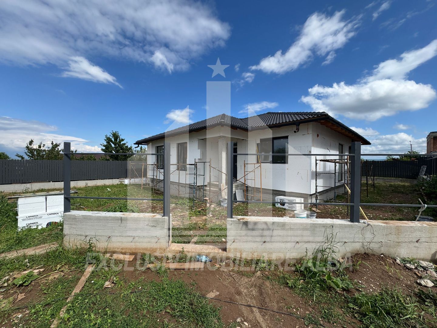 Casa individuala | La cheie | 115 mp | 490 mp teren | Alba-Micesti - Poză 1