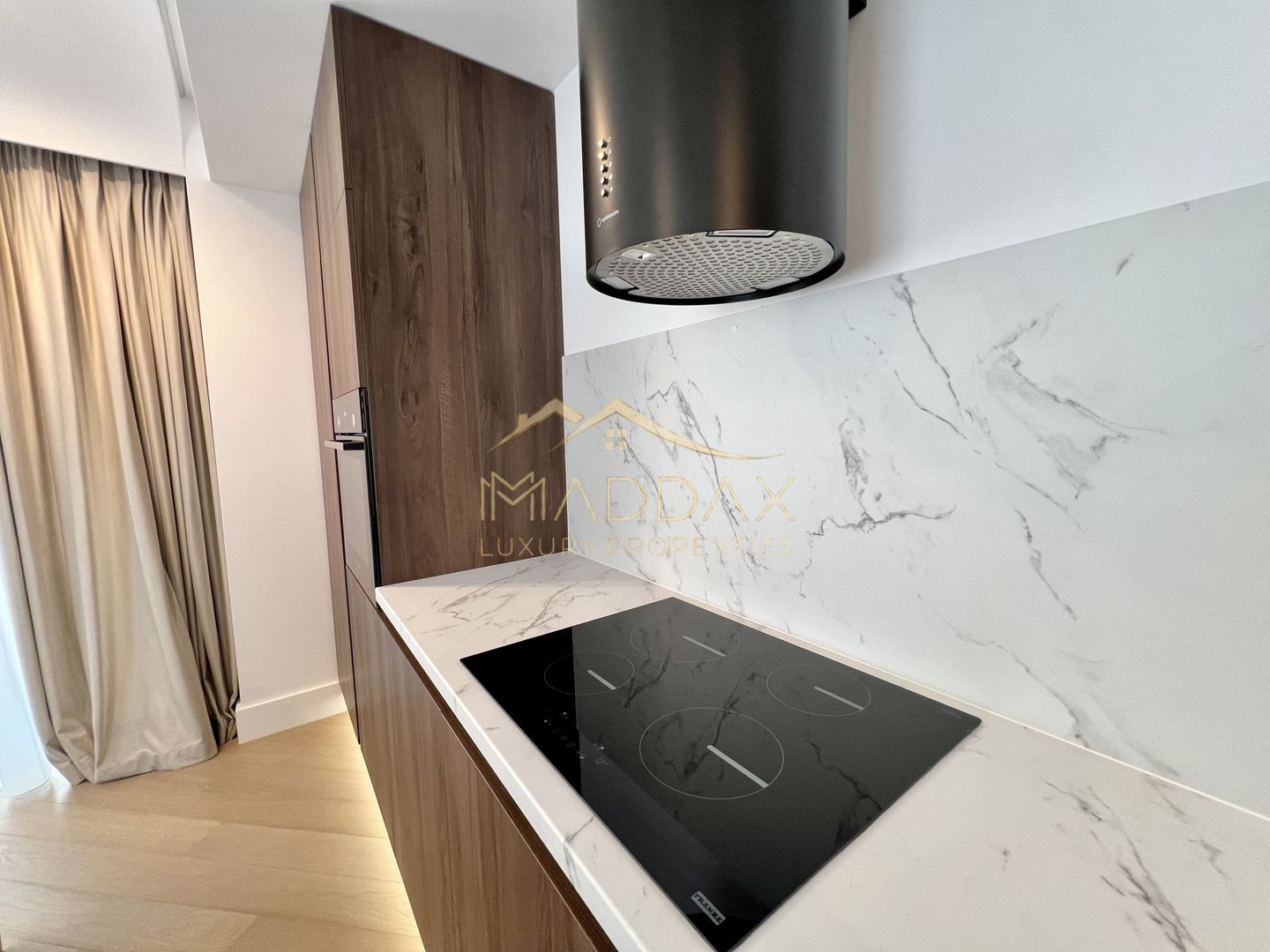 Apartament LUX *116mp* // Parcare // CORTINA 126 - Iancu Nicolae - Poză 12