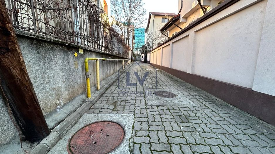 VANZARE VILA 7 CAMERE P+M | ZONA HERASTRAU - Poză 3