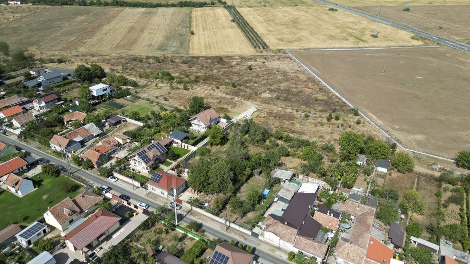 Loc de casă în Poltura Arad - Poză 13