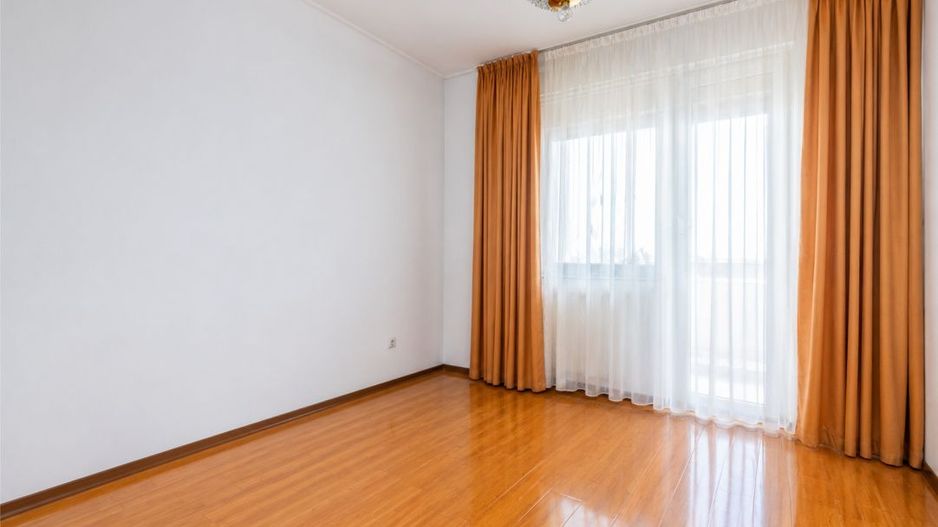 RAR PE PIAȚĂ! Apartament ultracentral cu vedere panoramică – I.C. Brătianu - Poză 3