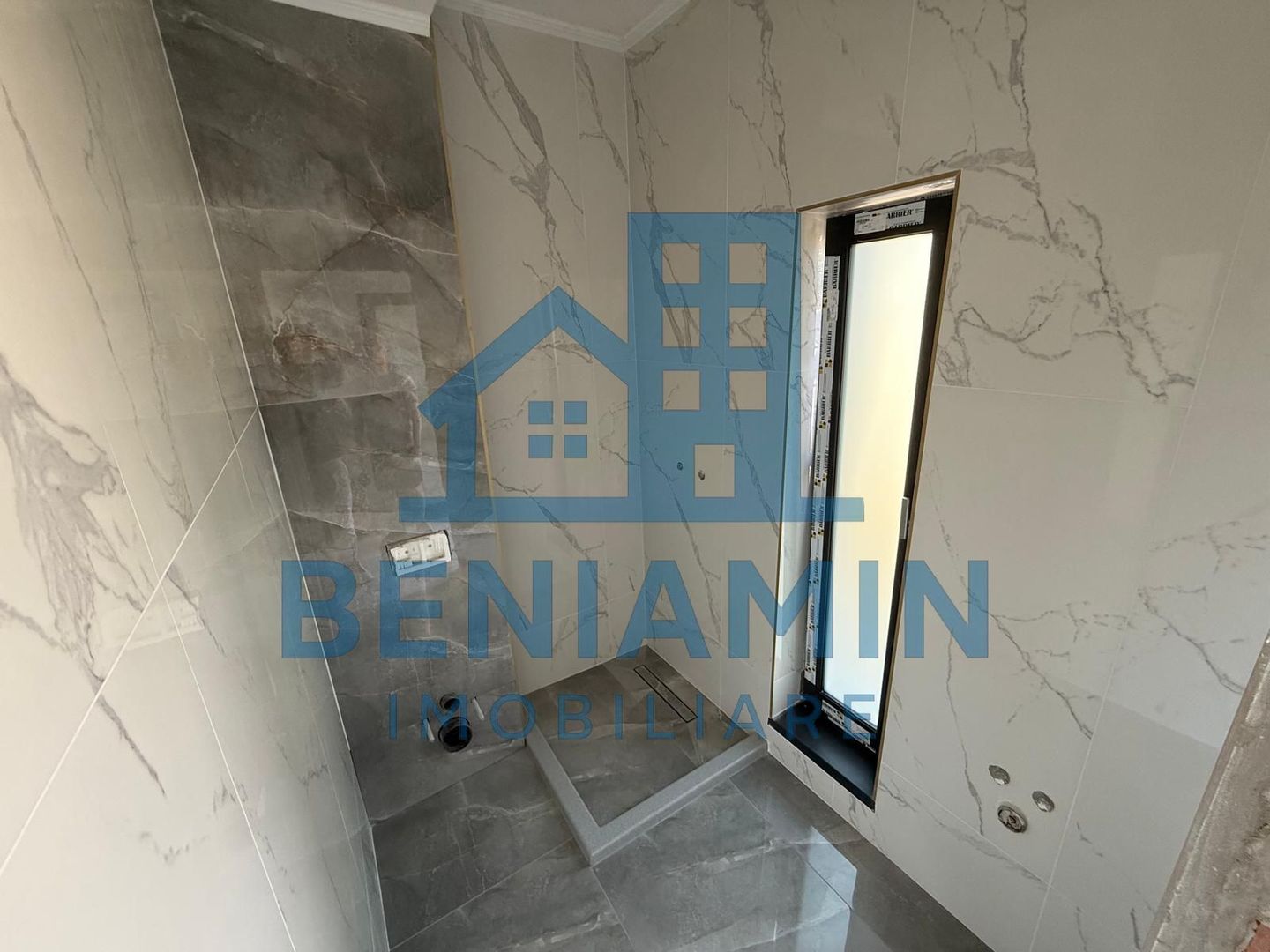 Casa P+1 Selgros-3 Dormitoare-2 Bai-Living-Bucatarie-250mp teren - Poză 5