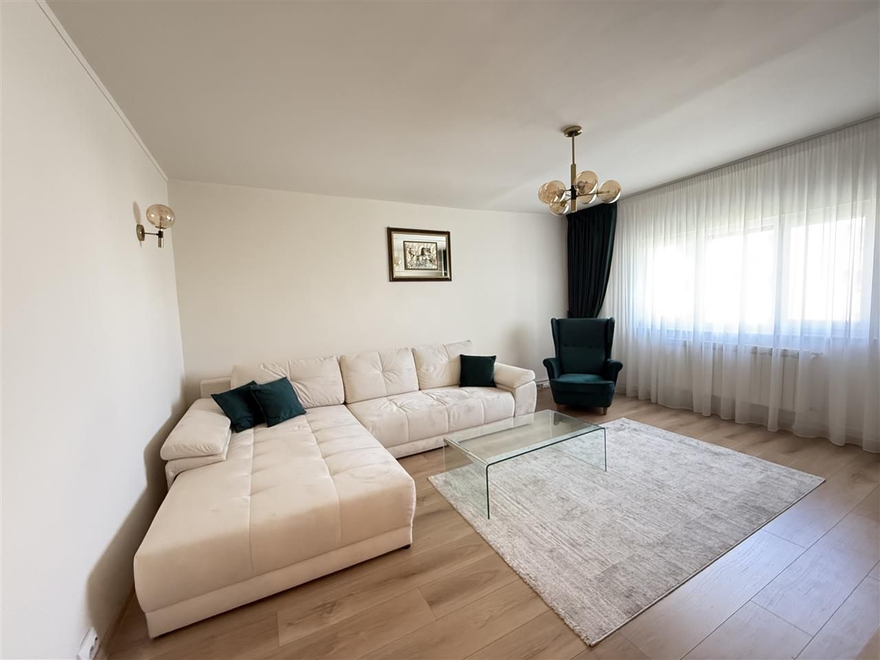 Inchiriere apartament 3 camere Calea Vitan - Vitan Mall Bucuresti - Poză 3