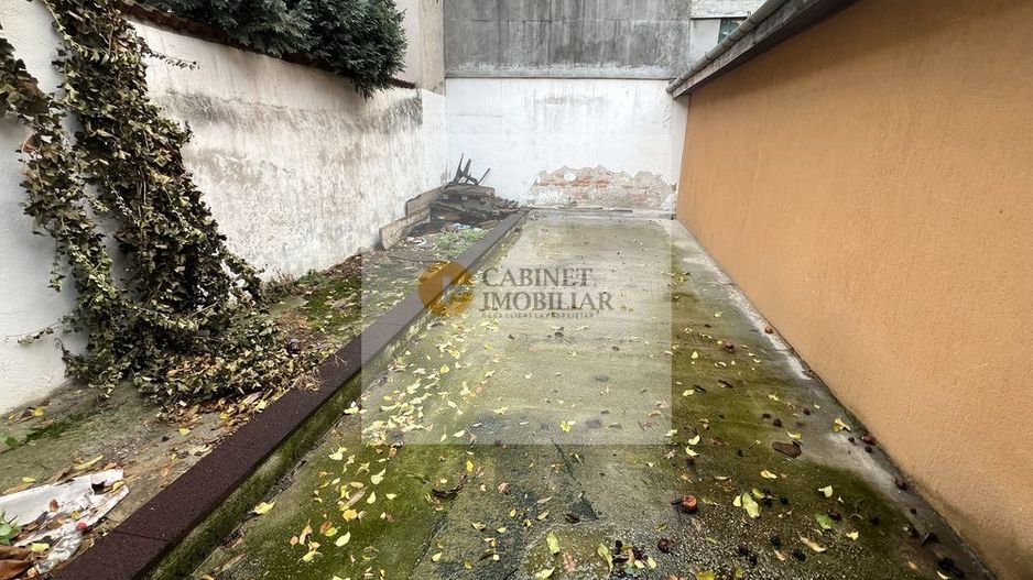 Vilă Modernă în Domenii, Aproape de Biserica Casin - Poză 4
