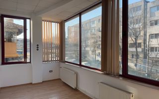 Spatiu comercial central de vanzare / inchiriere in Tulcea - Poză 5