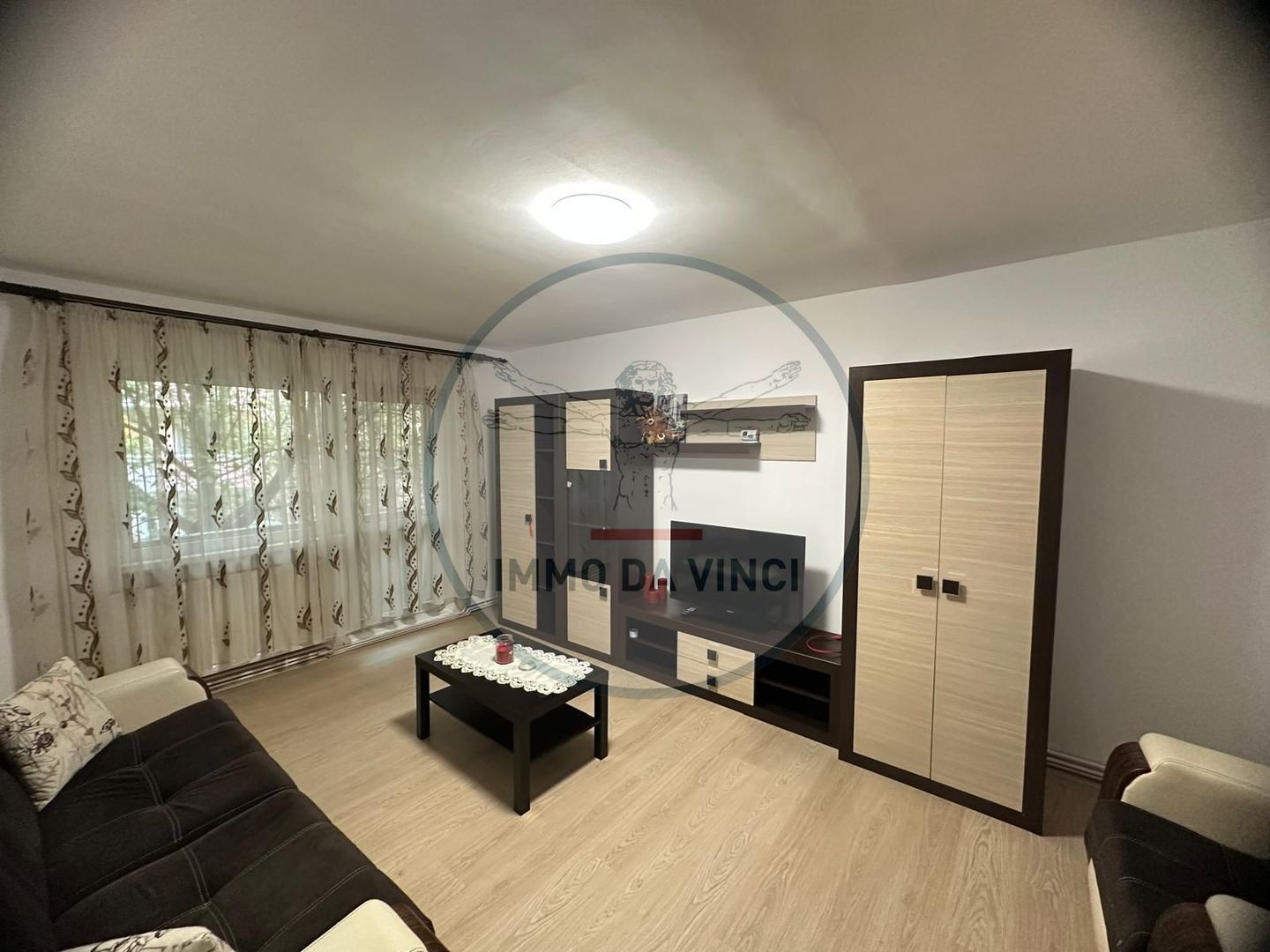 Apartament 2 camere decomandat Intre Lacuri - Poză 1