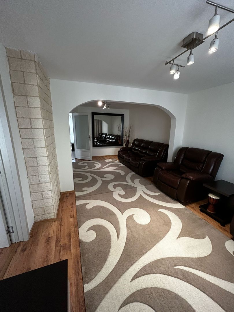 VILA | APARTAMENT | ZONA TURDA | CURTE - Poză 3