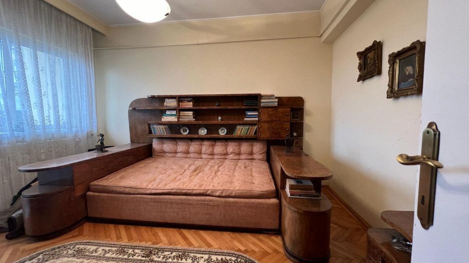 Centru / Republica - Inchiriere apartament cu 4 camere mobilat si utilat. - Poză 10