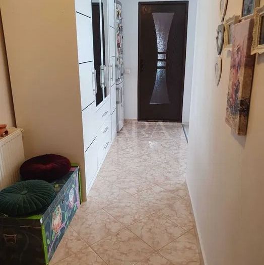 Apartament de vanzare, cu 2 camere, in Floresti, zona Florilor. - Poză 7