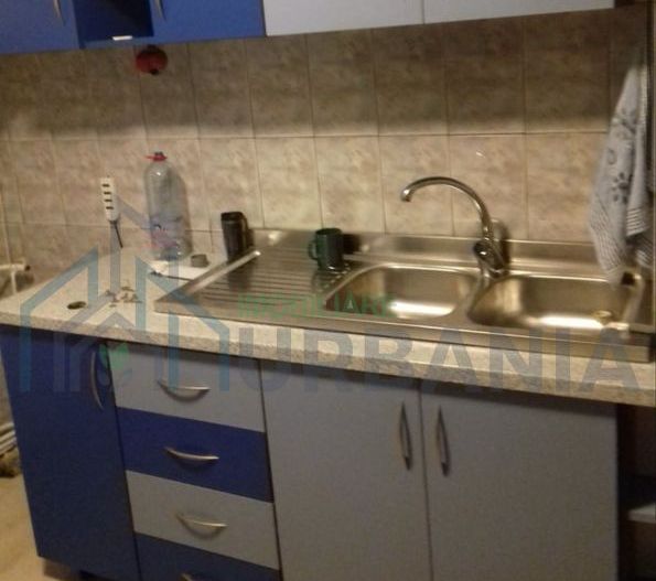 Apartament 3 camere, Piata / Gara Nicolina, Iași - Confort 1, decomandat - Poză 3