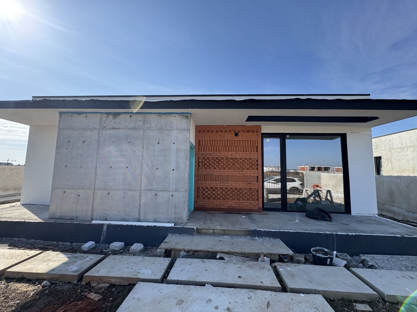 Vila Individuala in still INDUSTRIAL 500mp CURTE - Poză 2