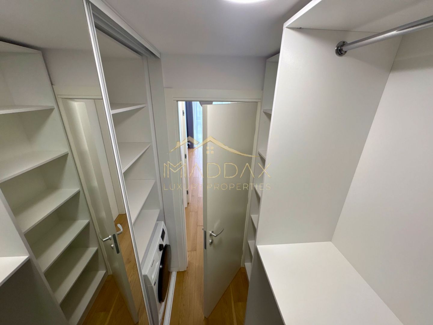Rafinament discret și confort absolut in Nordul Capitalei- Ap 2 Camere - Poză 19
