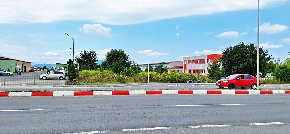 Teren in zona comerciala, 7100mp pe Calea Feldioarei (DN13) - Poză 3