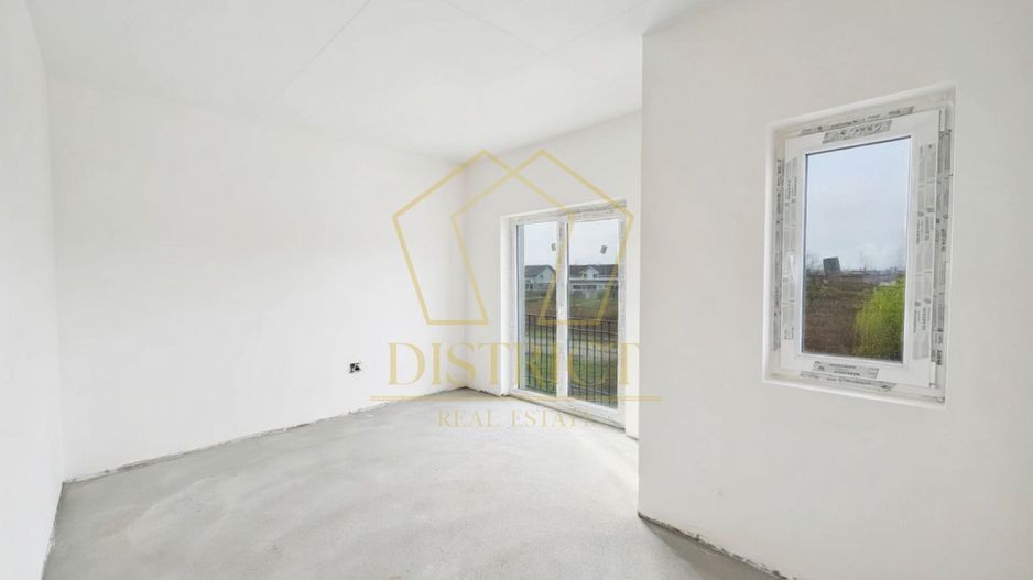 Duplex cu 4 camere, despărțit prin camera tehnica | Mosnita Veche | Lidl - Poză 9