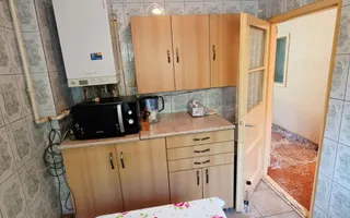 Casă 4 camere, teren 315 mp, garaj – Cantacuzino, Ploiești - Poză 12