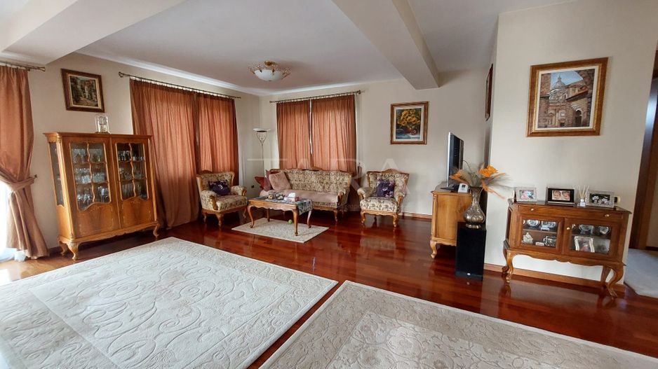 Casă cu 5 camere. de vânzare in Floresti, zona Parcului Poligon. - Poză 2