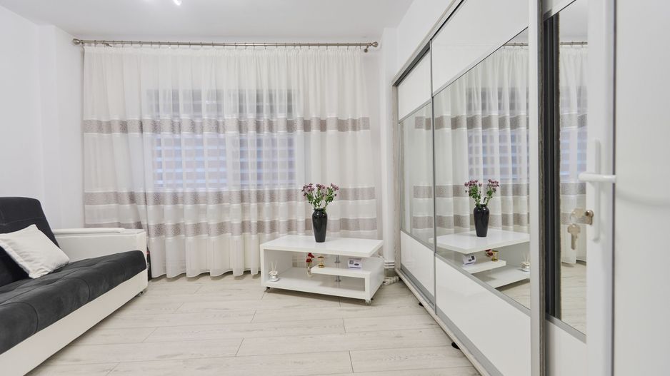 Garsonieră decomandată - Complet renovată -  Parter – Prundu - Poză 2
