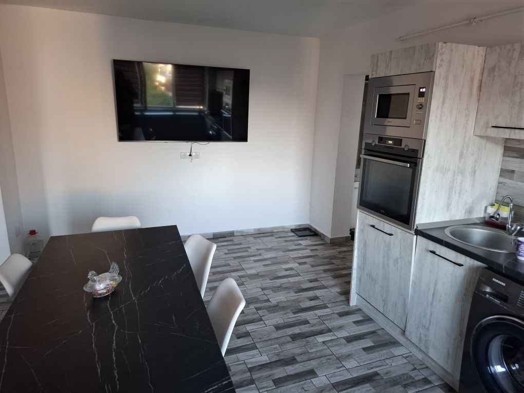 BRASADAS vinde ap 3 cam in Micro 16 la etajul 4/4. - Poză 2