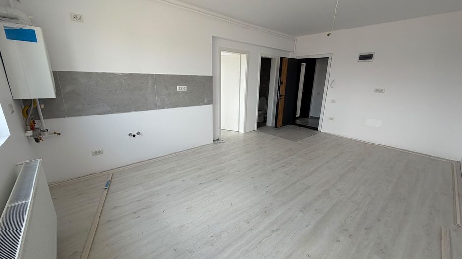 STUDIO - DORMITOR SEPARAT, PARCARE, BUCATARIE INCHISA, COMIS 0% - Poză 2