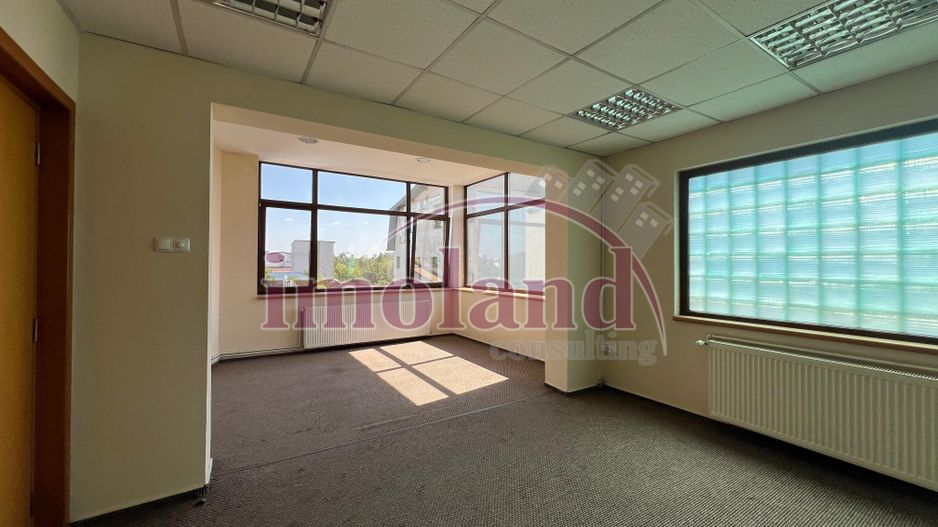 Casa 15 camere cu parcare mare - Jiului - Poză 15