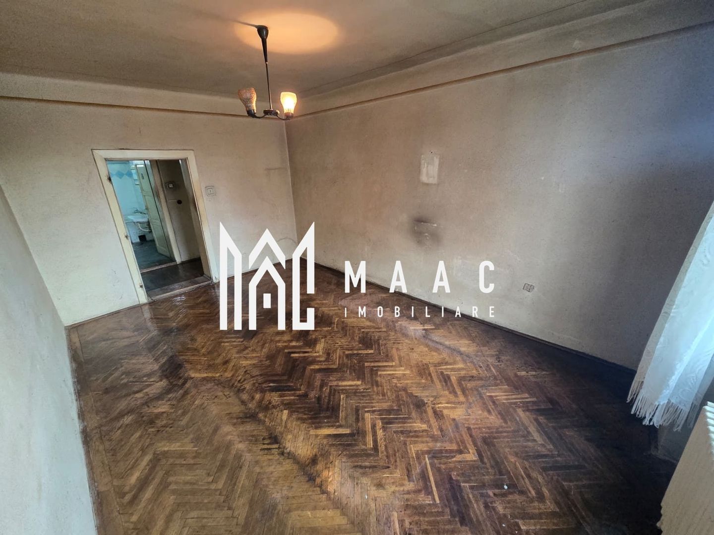 Duplex pe un singur nivel 4 camere zona Centrala - Poză 9