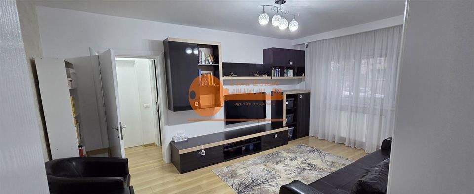 Apartament cu 4 camere in zona Politehnica - Poză 2