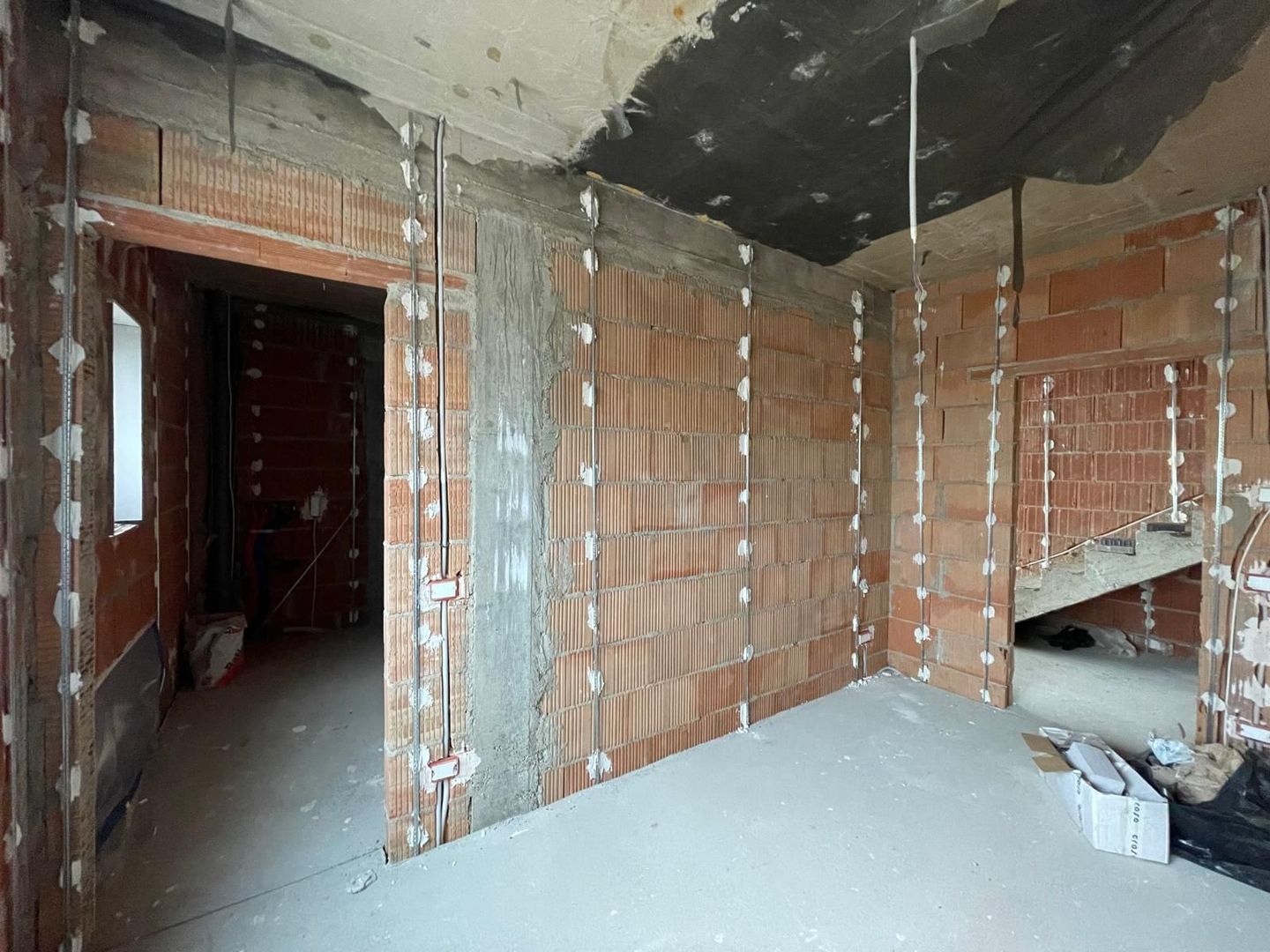 Duplex spatios - 4 camere - Mosnita Noua - Poză 5